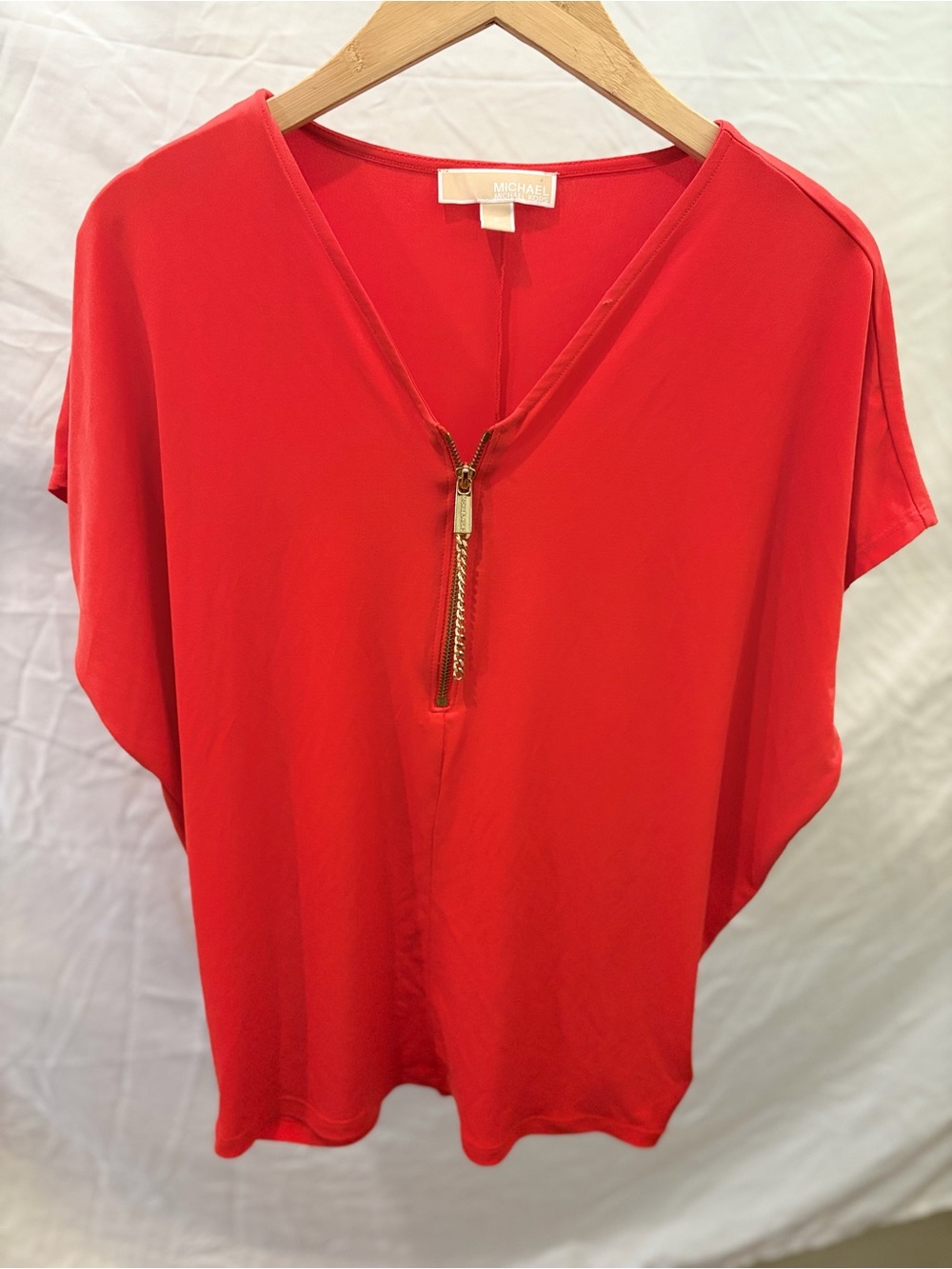 Michael Kors short-sleeve blouse Red/Orange Gold Link front zipper closure SZ S